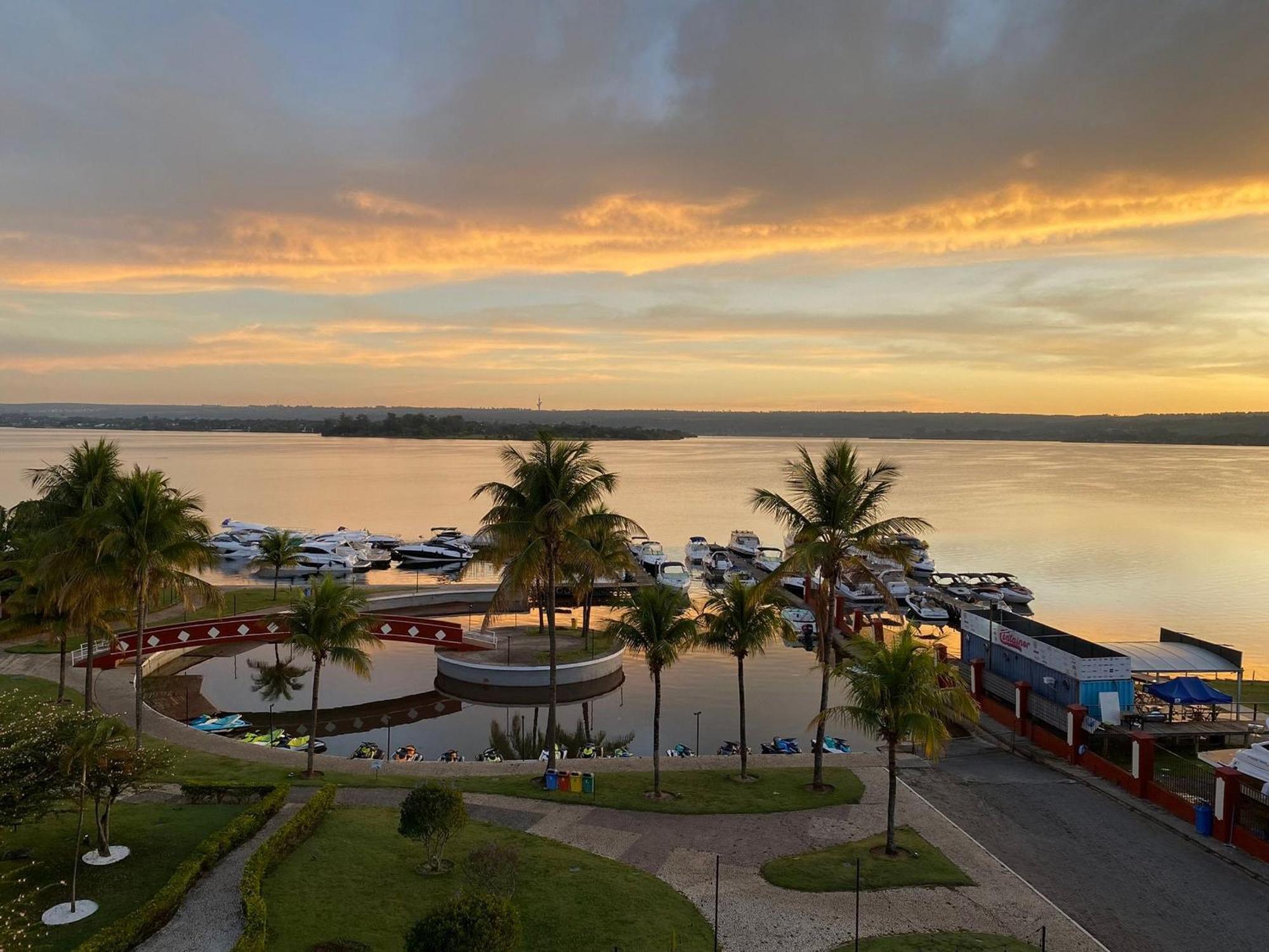 Luxuoso Flat Lake Side Com Vista Para O Lago Brasilia Esterno foto